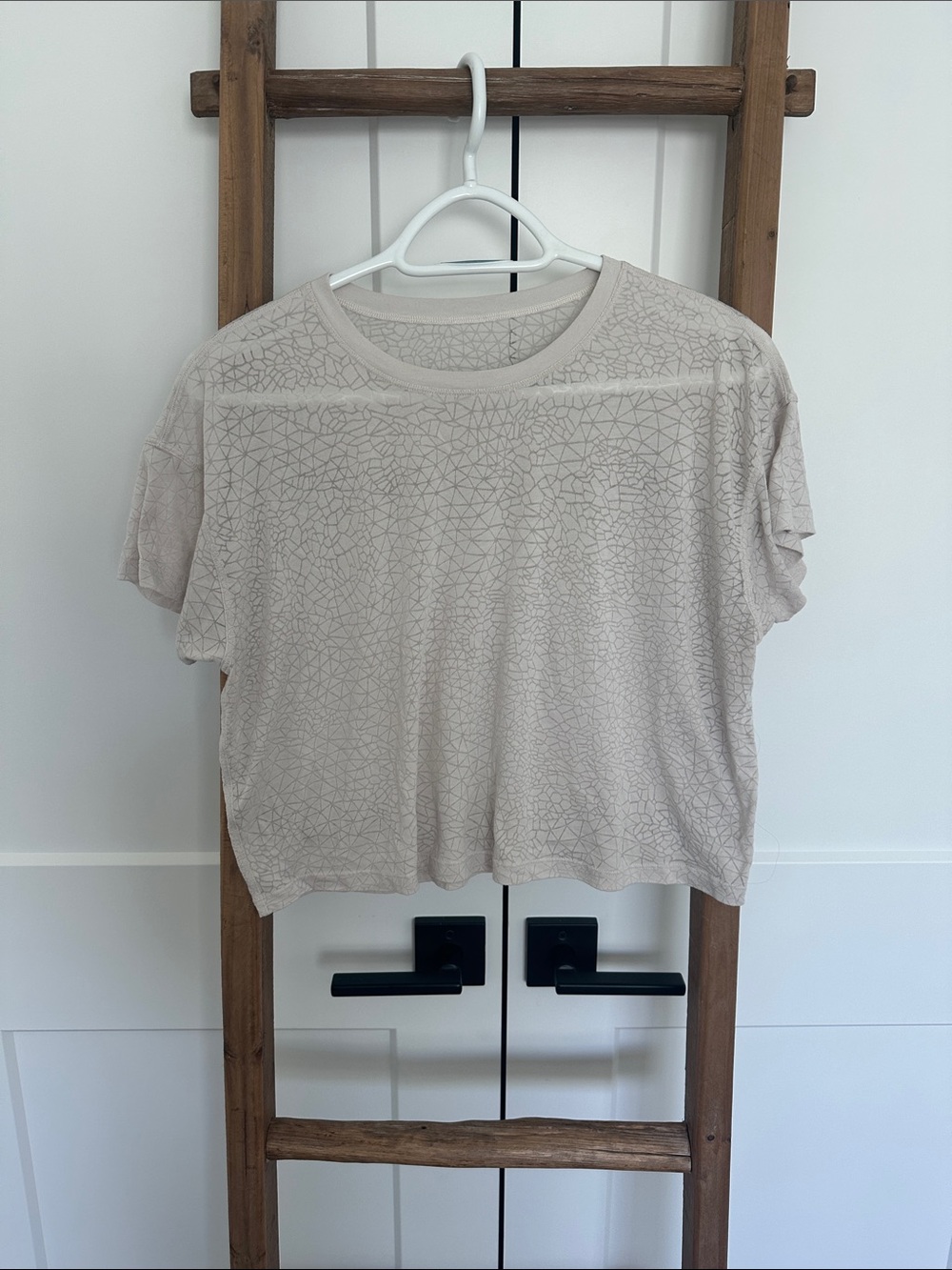 lululemon athletica Light Beige Textured Crop Tee